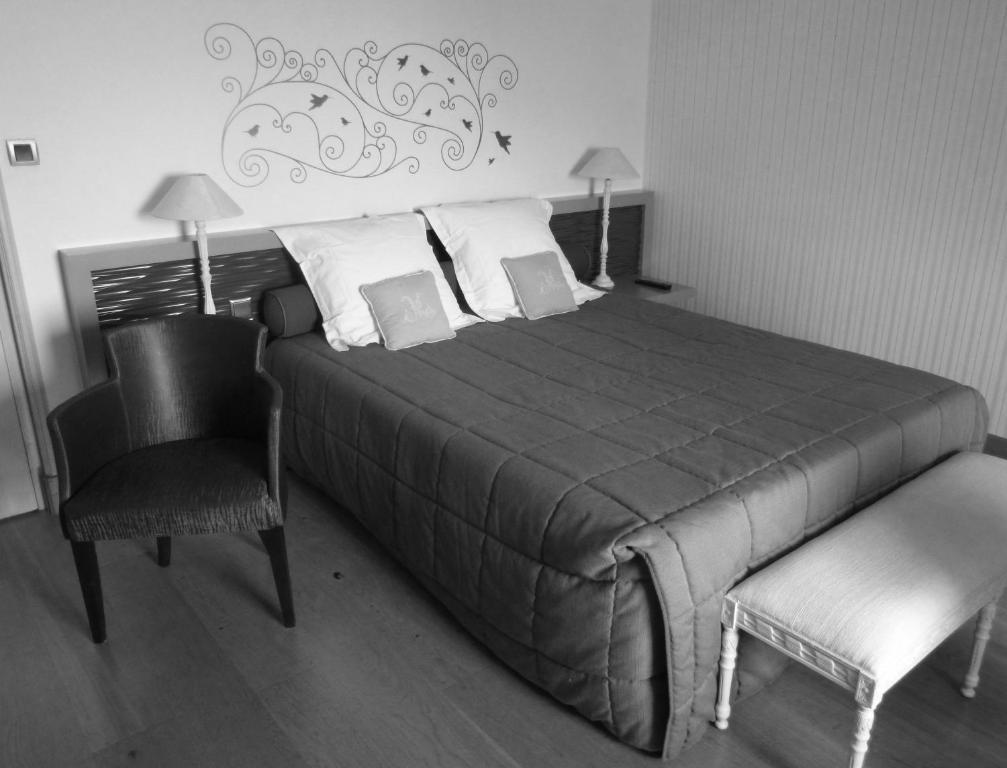 Logis Hotel Le Relais Louis XI Meung-sur-Loire Kamer foto